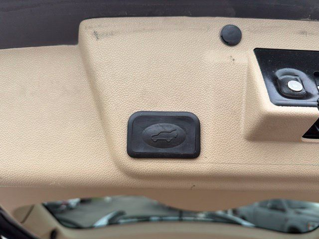 Used 2012 Buick Enclave Leather FWD image 28