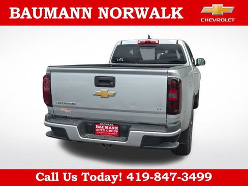 Used 2017 Chevrolet Colorado LT w/ LT Convenience Package RWD image 8