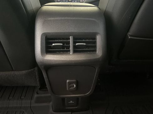 Certified 2024 GMC Terrain AT4 AWD/4WD image 21