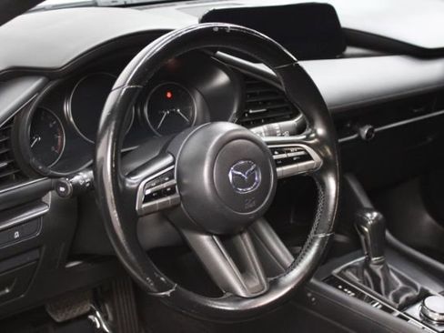 Used 2021 MAZDA MAZDA3 s FWD image 12