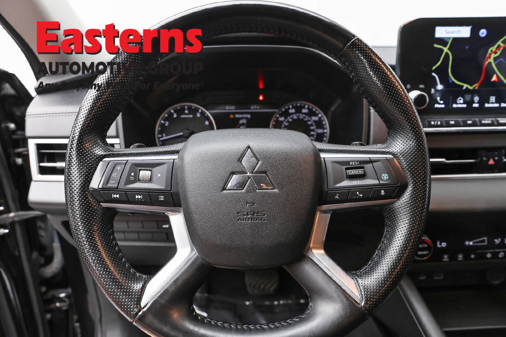 Used 2024 Mitsubishi Outlander SE FWD image 11