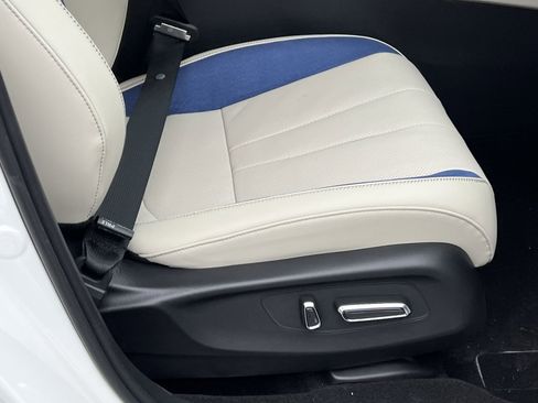 New 2025 Acura ADX A-Spec image 8