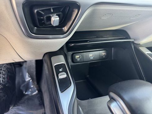 Used 2021 Kia Sorento S w/ Panoramic Sunroof Package image 22