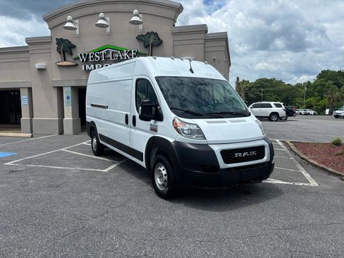 Used 2022 RAM ProMaster 2500 FWD image 4