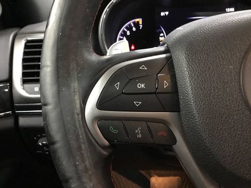 Used 2017 Jeep Grand Cherokee Trailhawk w/ Trailhawk Luxury Group AWD/4WD image 36