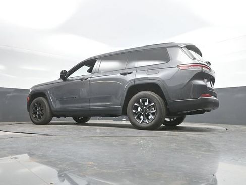 Used 2024 Jeep Grand Cherokee L Laredo AWD/4WD image 50