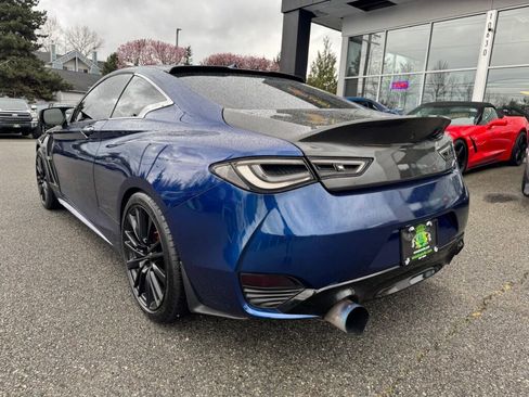 Used 2017 INFINITI Q60 Red Sport 400 image 3