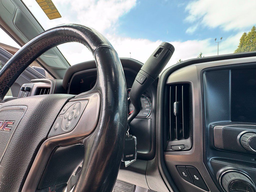 Used 2019 GMC Sierra 2500 SLT w/ All Terrain HD Package AWD/4WD image 26