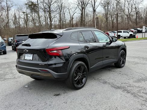 Certified 2024 Chevrolet Trax ACTIV w/ Driver Confidence Package image 6