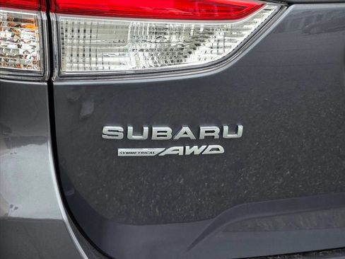 Used 2023 Subaru Forester AWD/4WD image 15