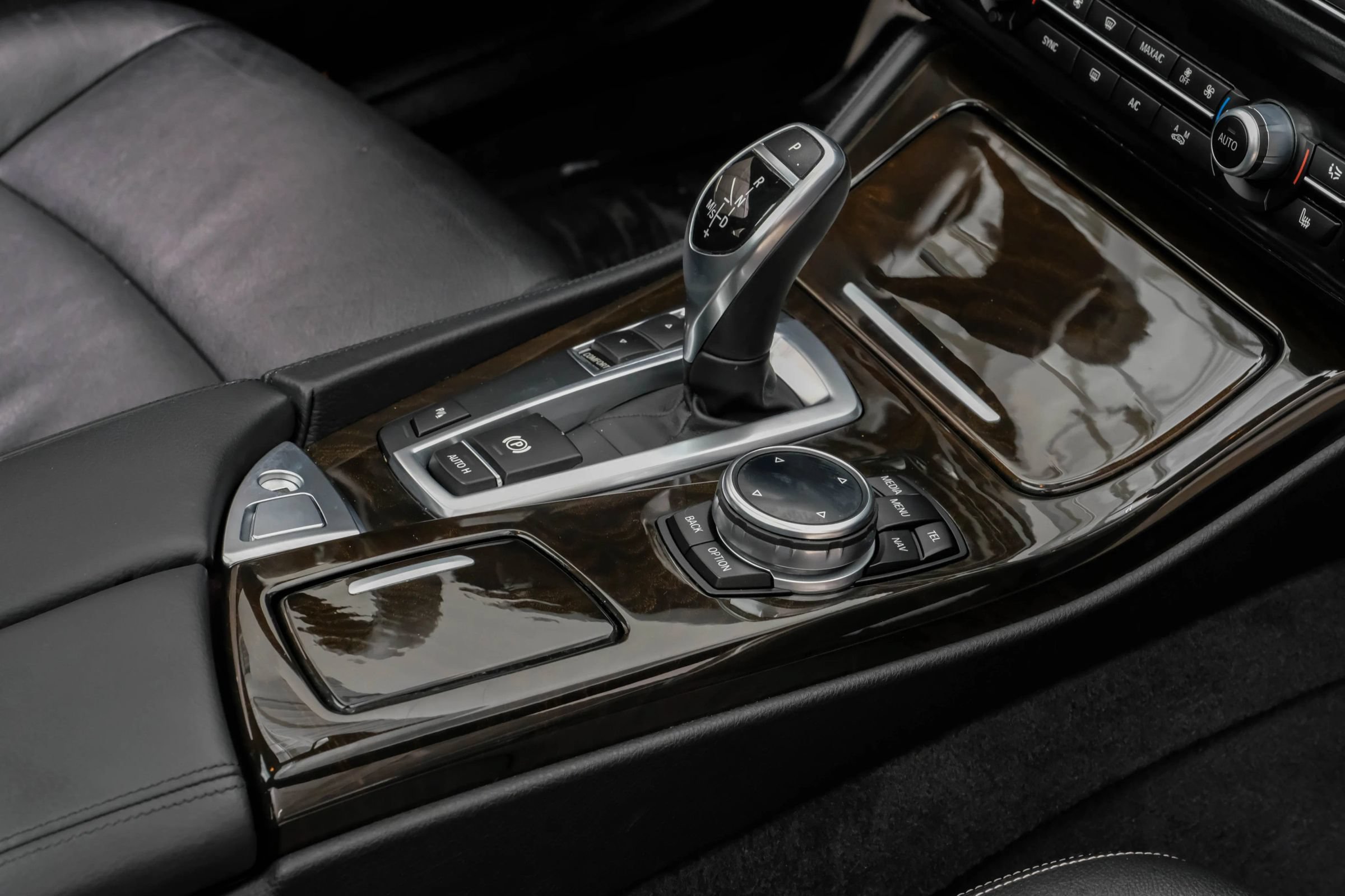 Used 2014 BMW 535i Sedan RWD image 25