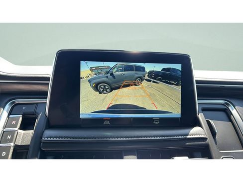 Used 2022 GMC Yukon SLT AWD/4WD image 15