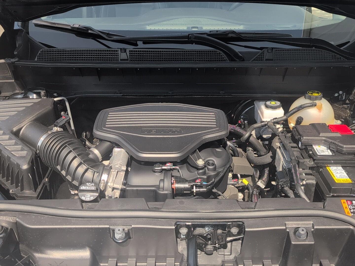 Used 2023 GMC Acadia SLT AWD/4WD image 7