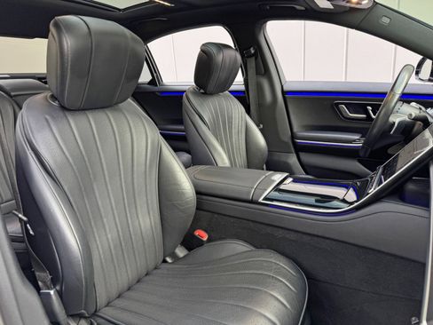 Used 2022 Mercedes-Benz S 500 4MATIC w/ AMG Line Package image 44