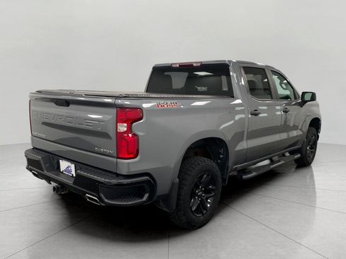 Used 2019 Chevrolet Silverado 1500 Custom Trail Boss w/ Custom Convenience Package AWD/4WD image 4