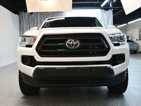 Used 2023 Toyota Tacoma SR AWD/4WD image 11