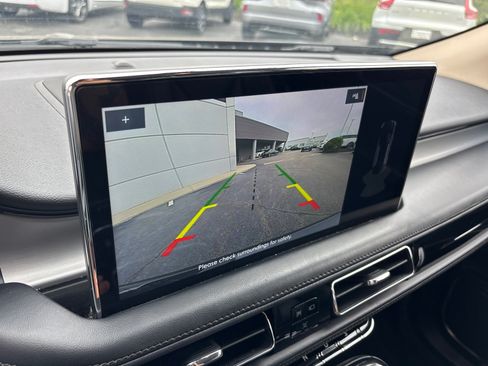Certified 2023 Lincoln Nautilus AWD w/ Premium Package image 20