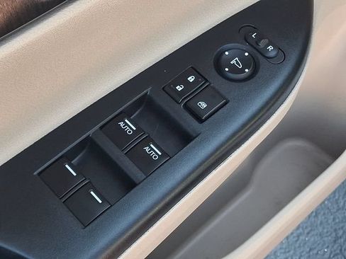 Used 2013 Honda Accord EX-L image 26