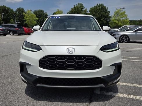 Used 2025 Honda HR-V LX image 3