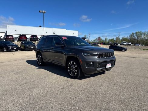 Used 2022 Jeep Grand Cherokee Overland w/ Adv Protech Group III AWD/4WD image 7