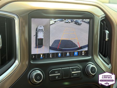 Used 2022 Chevrolet Silverado 3500 High Country w/ Safety Package II AWD/4WD image 22