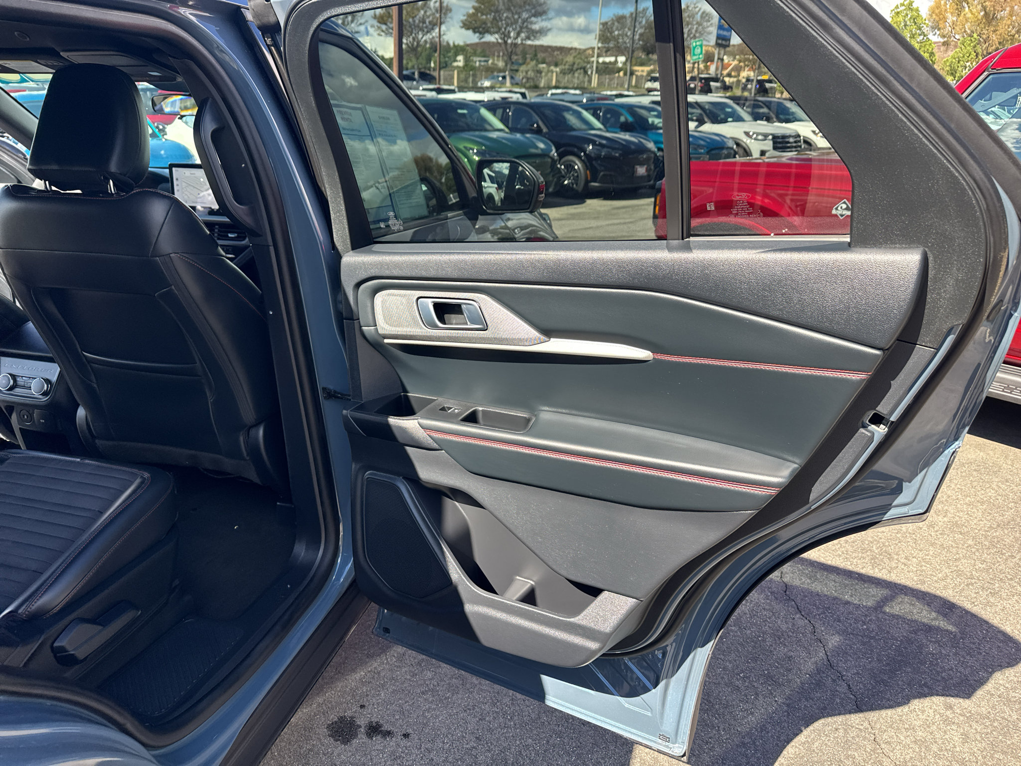 Used 2026 Ford Explorer ST-Line RWD image 20