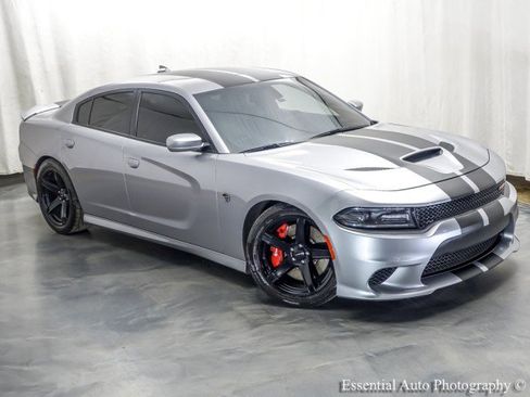 Used 2016 Dodge Charger SRT Hellcat RWD image 5