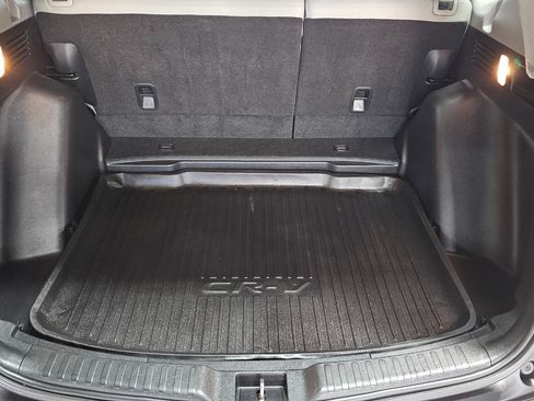 Used 2017 Honda CR-V LX image 18