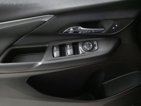 Used 2022 Chevrolet Bolt LT image 19