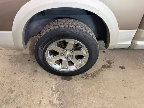 Used 2010 Dodge Ram 1500 Truck Laramie AWD/4WD image 25