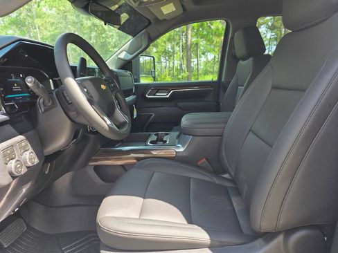 New 2026 Chevrolet Silverado 2500 LT AWD/4WD image 12
