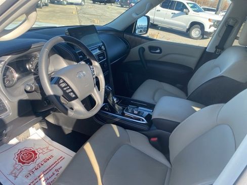 Used 2023 INFINITI QX80 Premium Select w/ Cargo Package image 16