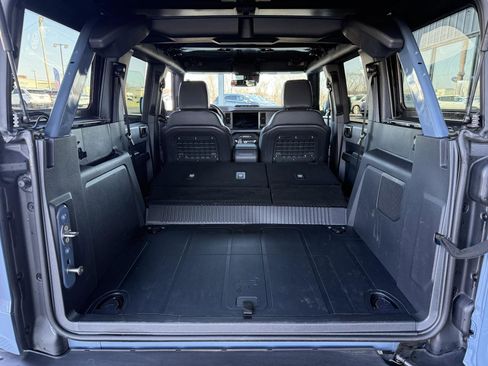 Used 2024 Ford Bronco Black Diamond image 45