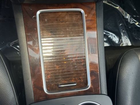 Used 2015 Mercedes-Benz GLK 350 4MATIC image 30