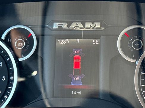 New 2026 RAM 1500 Express RWD image 30