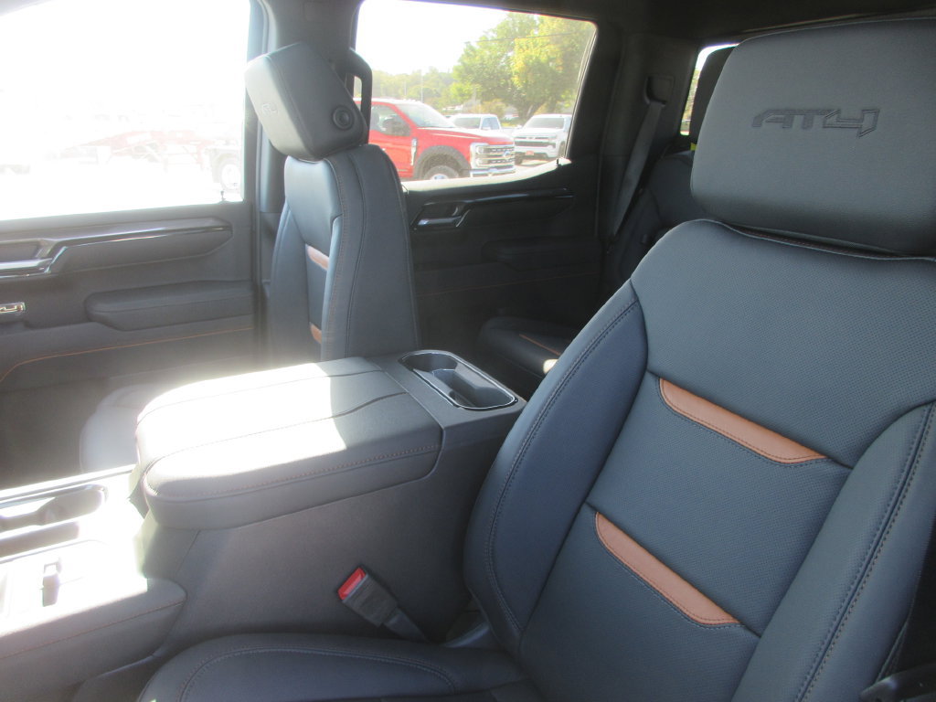 New 2026 GMC Sierra 1500 AT4 w/ AT4 Premium Package AWD/4WD image 12