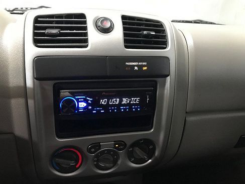 Used 2008 Chevrolet Colorado LS image 18