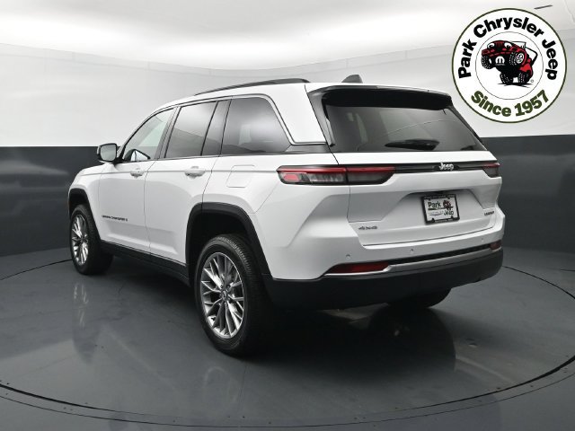 New 2027 Jeep Grand Cherokee Limited AWD/4WD image 4