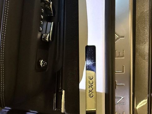 Used 2021 Bentley Continental GT Mulliner image 13