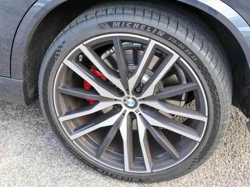 Used 2021 BMW X5 M50i w/ Executive Package image 7