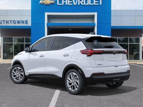New 2027 Chevrolet Bolt LT w/ Comfort Package FWD image 3