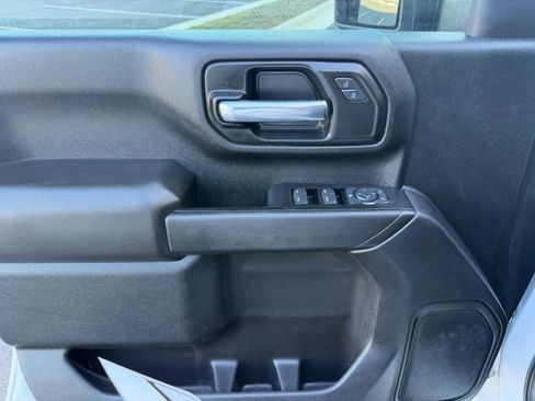 Used 2021 Chevrolet Silverado 2500 W/T w/ WT Convenience Package image 11