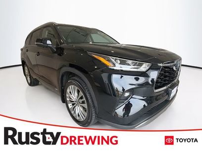 Used 2023 Toyota Highlander Platinum