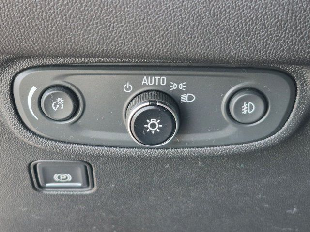 Used 2020 GMC Terrain SLT w/ Preferred Package FWD image 12