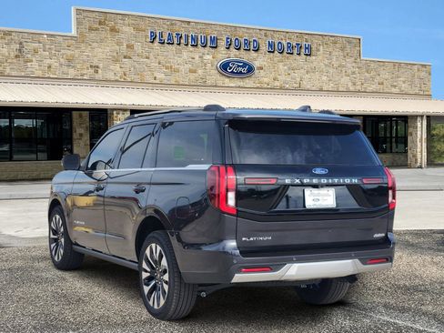 New 2026 Ford Expedition Platinum w/ Driver's Package AWD/4WD image 4