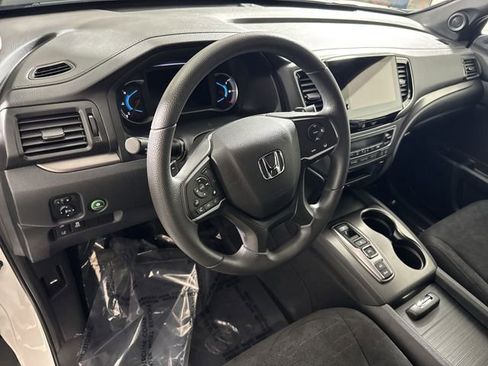 Used 2022 Honda Pilot Sport image 23