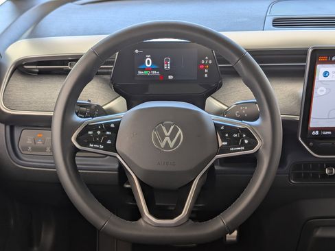 Used 2025 Volkswagen ID. Buzz Pro S Plus RWD image 27