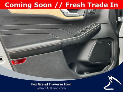 Certified 2022 Ford Escape Titanium w/ Titanium Elite Package image 14
