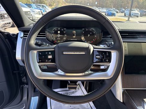 New 2025 Land Rover Range Rover SE AWD/4WD image 22