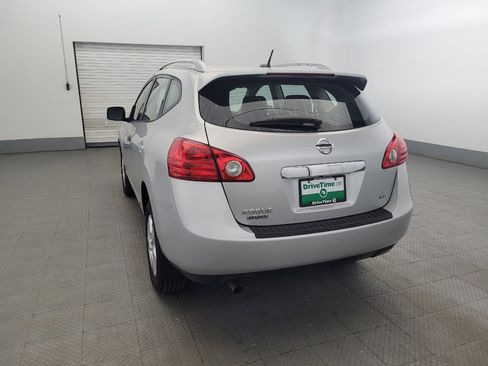 Used 2015 Nissan Rogue S w/ Convenience Package AWD/4WD image 6